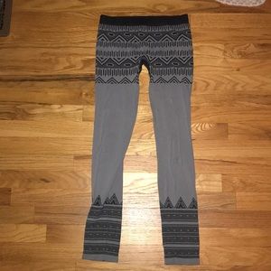 FREE PEOPLE FITTED LEGGINGS